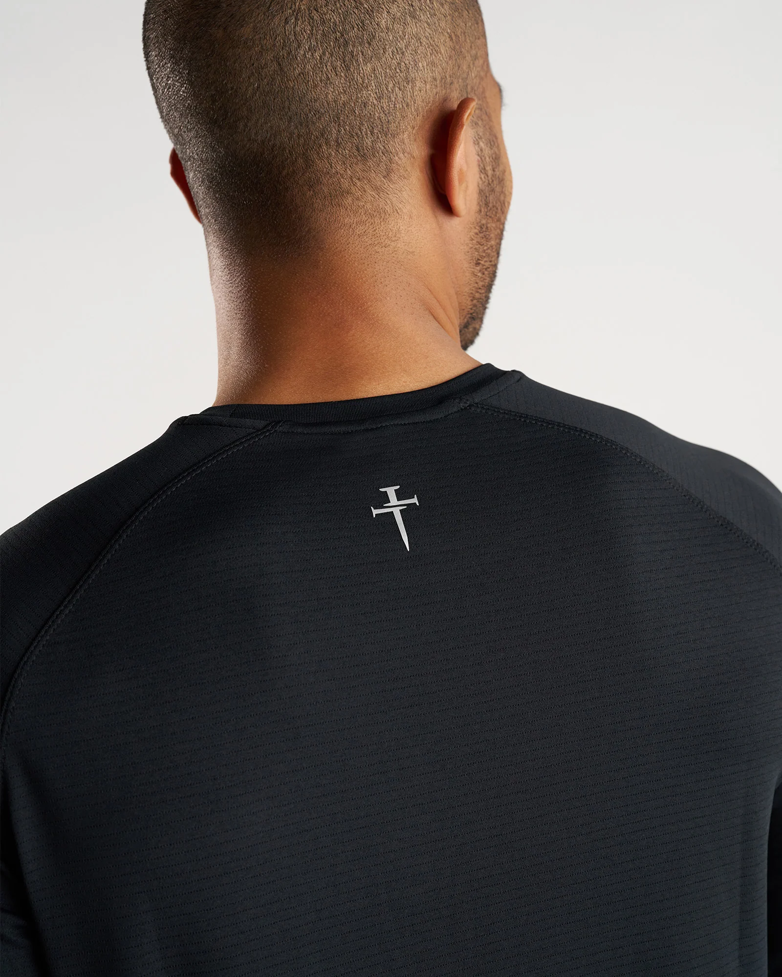 Aion-Lite™ Long Sleeve "Three Nails" - Black - Image 4
