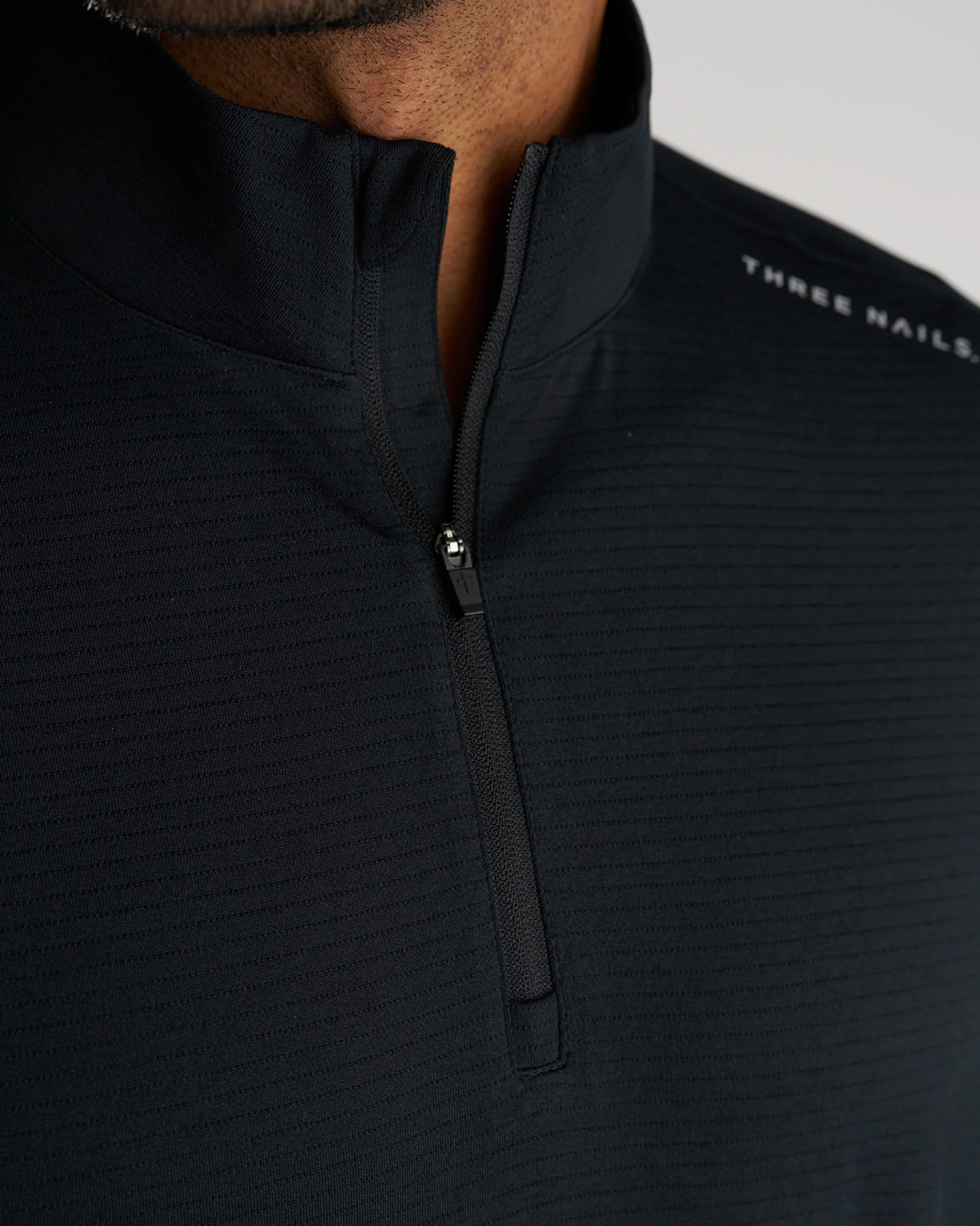 Aion-Lite™ Quarter Zip - Black - Image 3