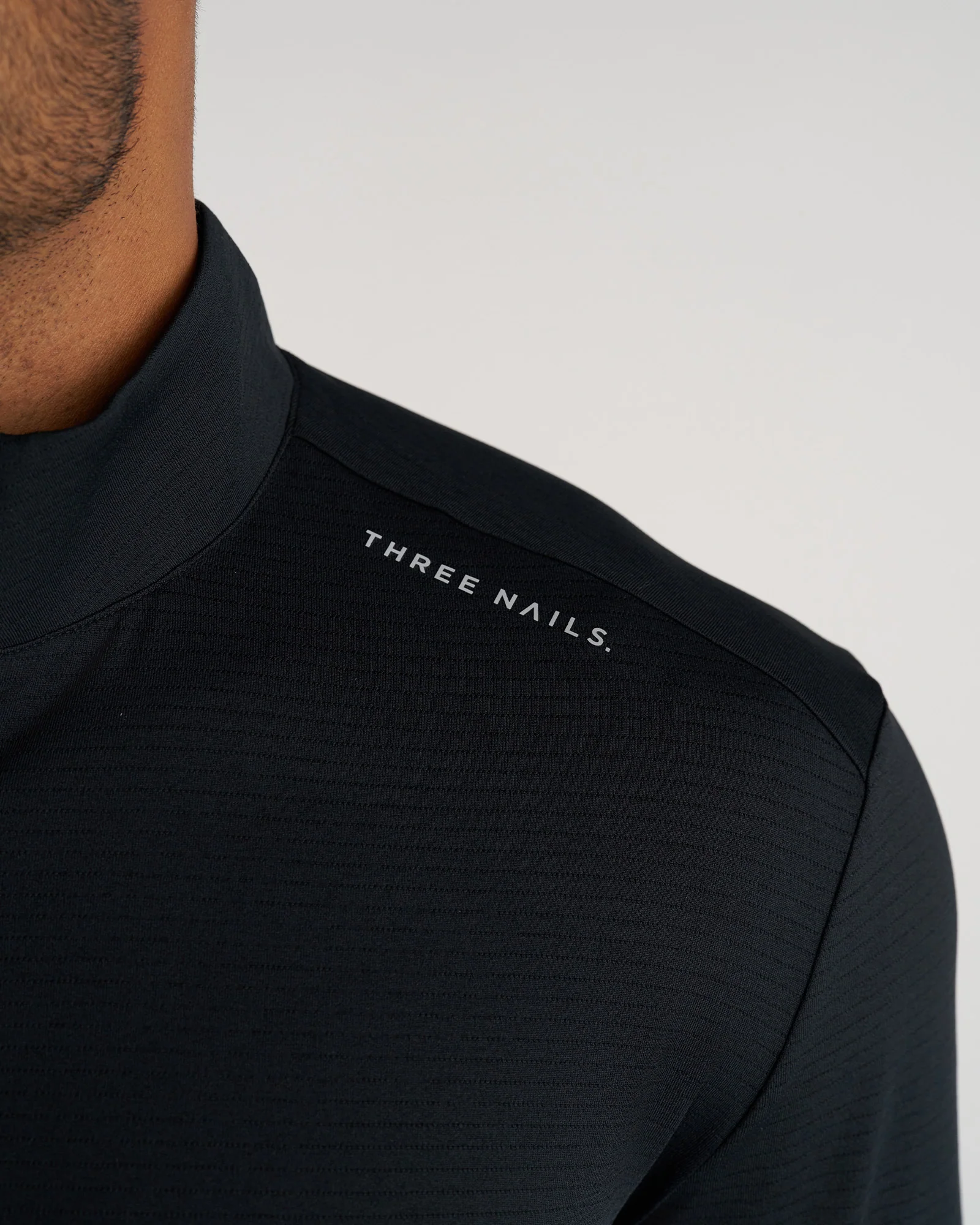 Aion-Lite™ Quarter Zip - Black - Image 4
