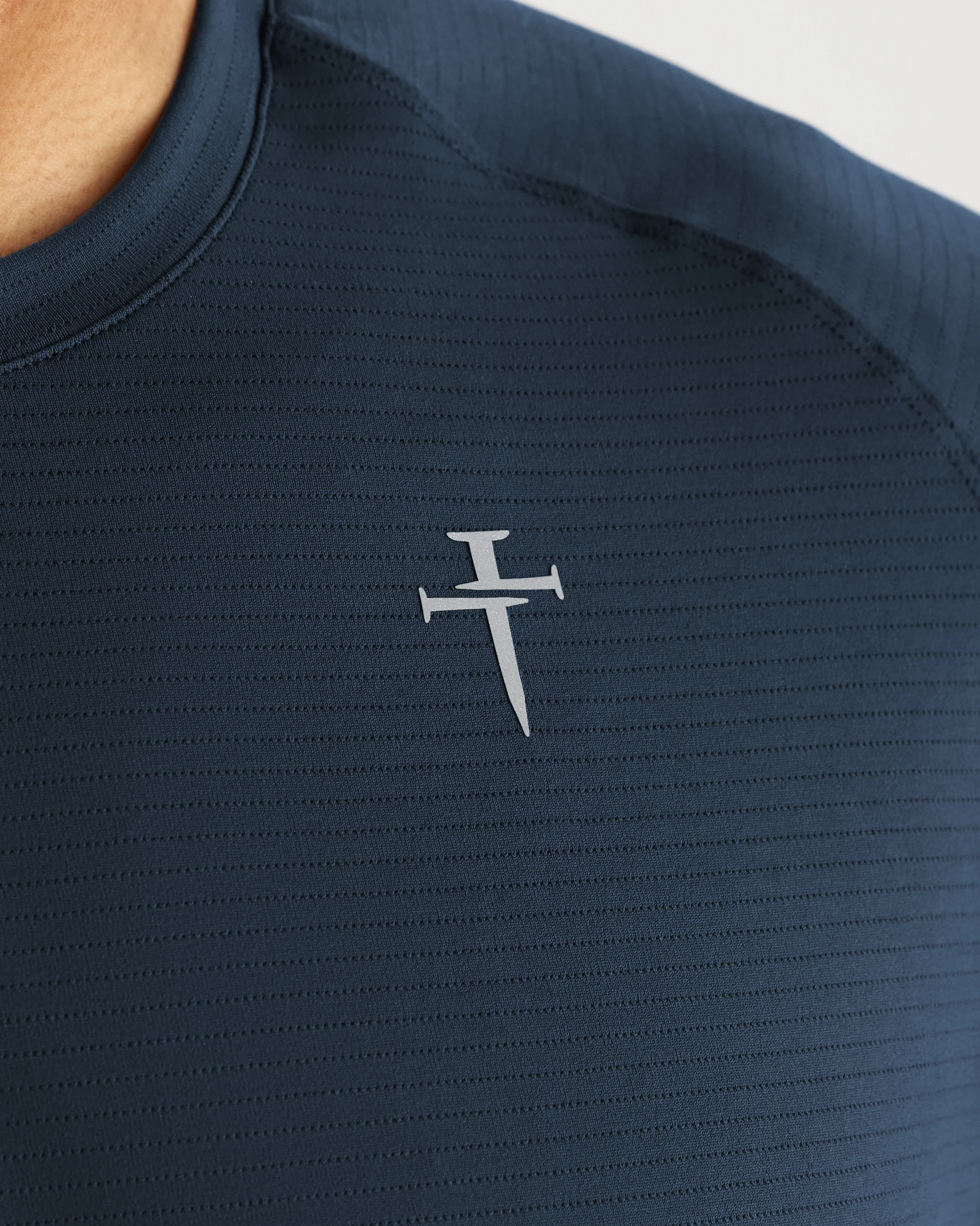 Aion-Lite™ Tee "Cross" - Midnight Navy - Image 3