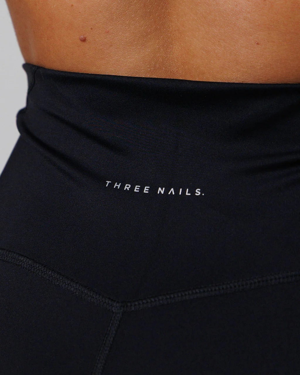 Endura-Train™ Legging - Black - Image 5