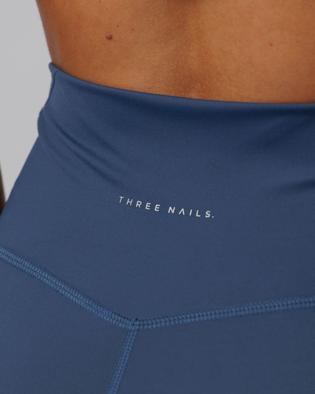 Endura-Train™ Legging - Midnight Navy - Image 5