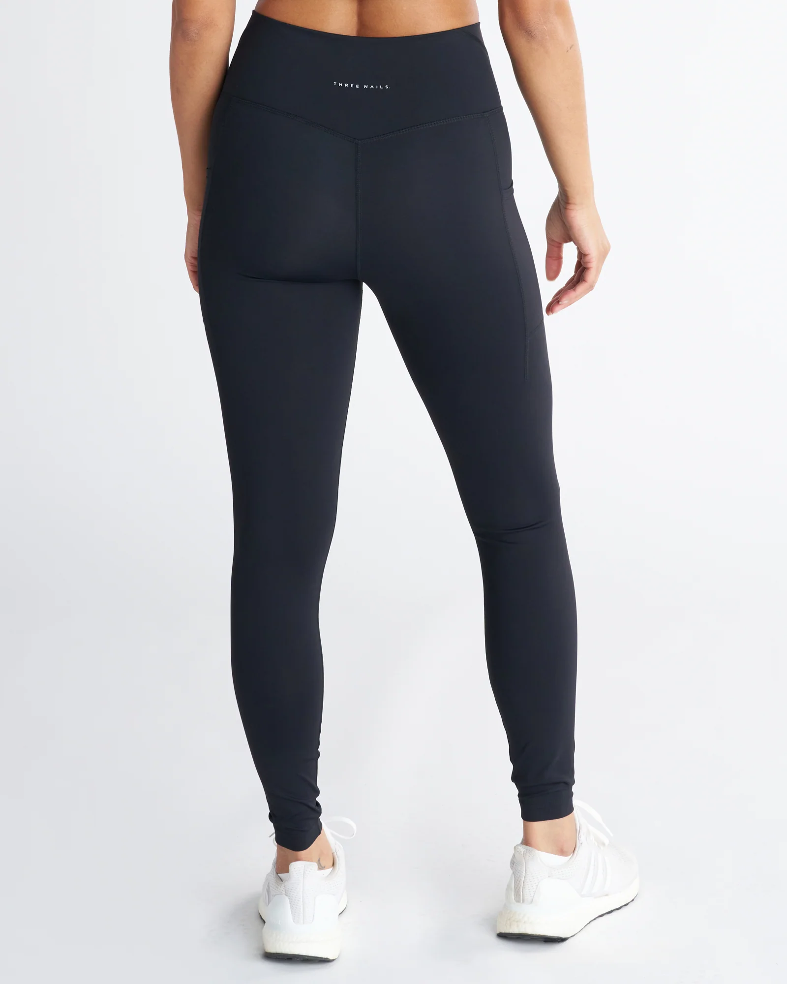 Endura-Train™ Pocket Legging - Black - Image 2