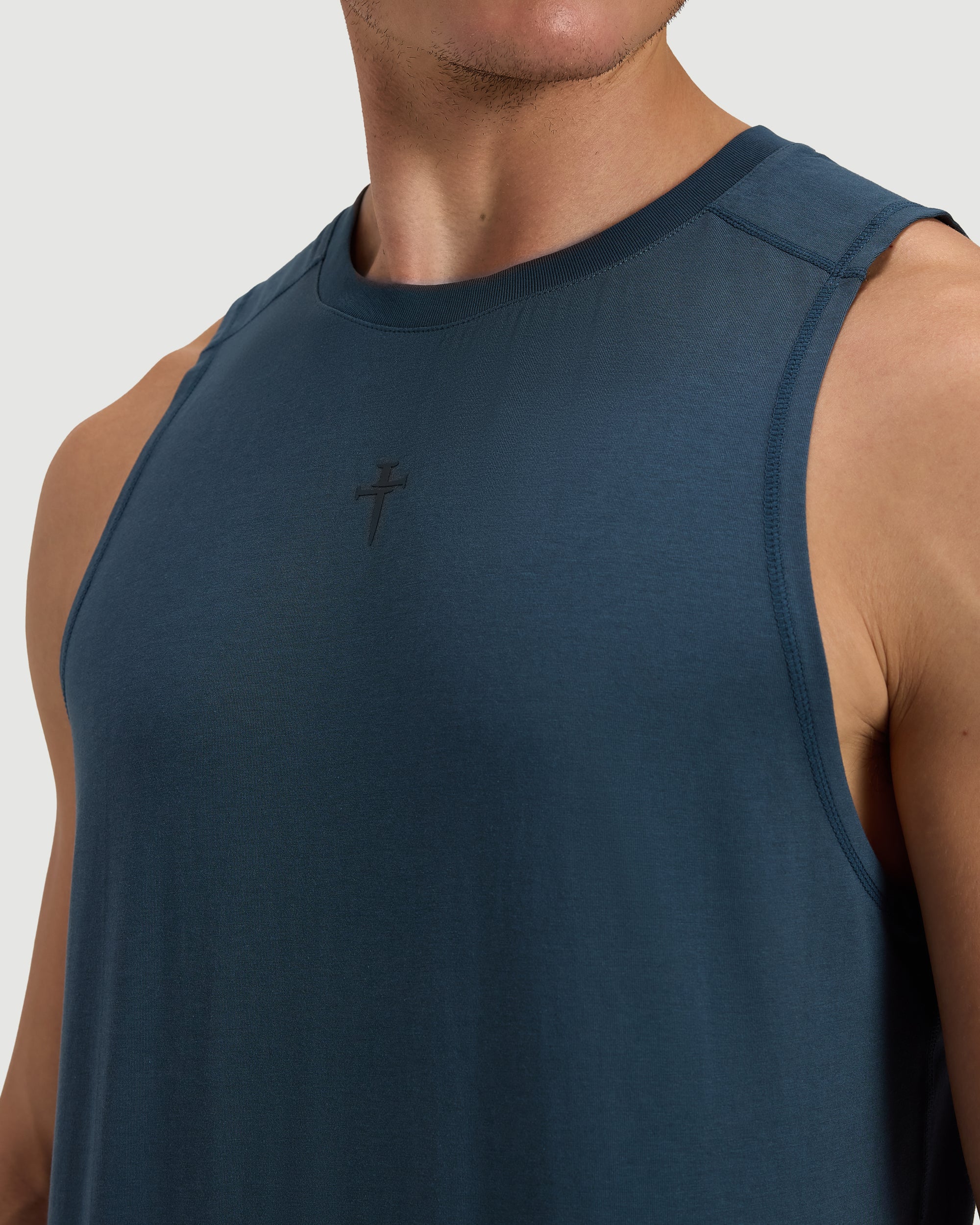 Core Hybrid Tank - Midnight Navy - Image 3