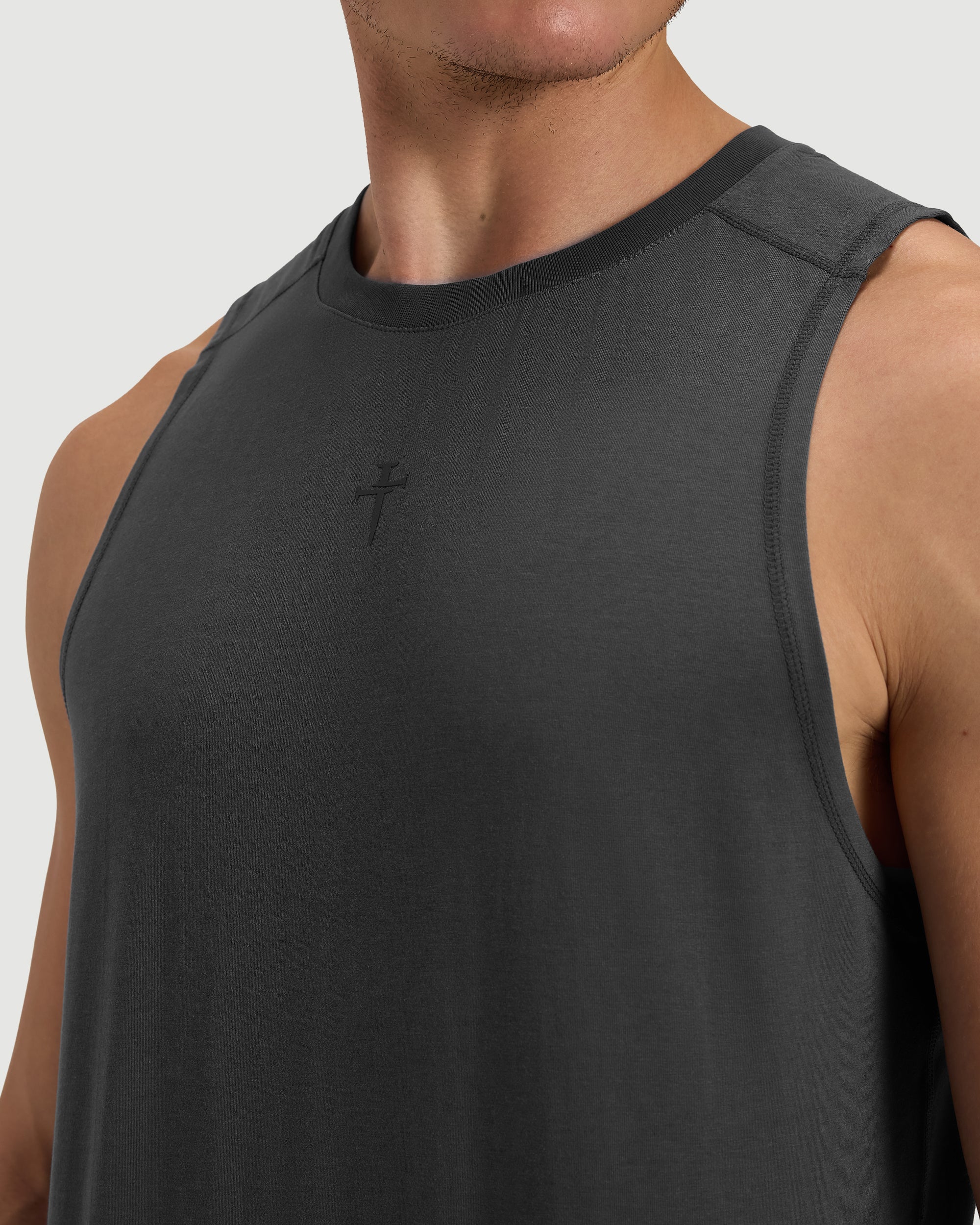 Core Hybrid Tank - Space Grey - Image 3