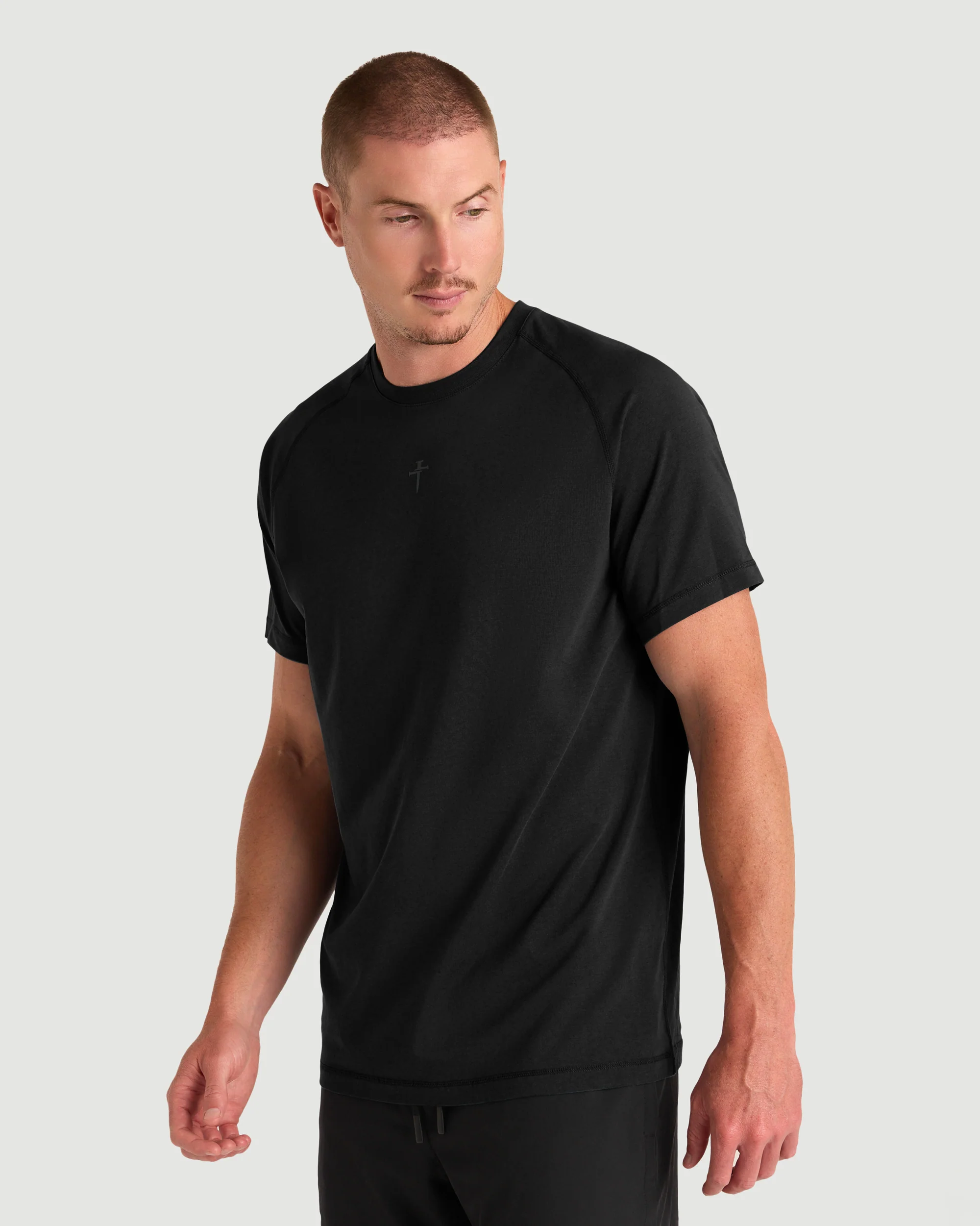 Core Hybrid Tee - Black - Image 5
