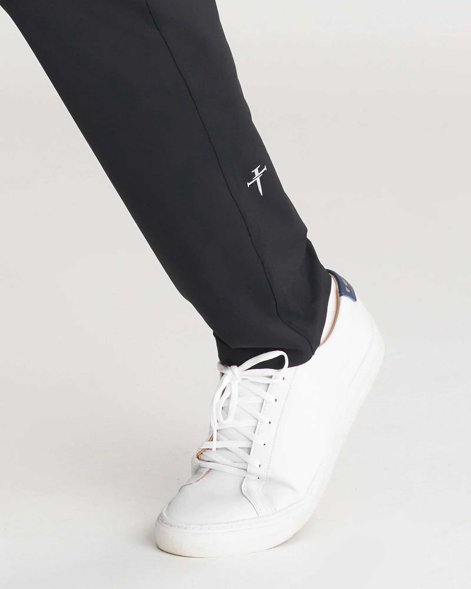 Links Golf Pant - Black - Image 4