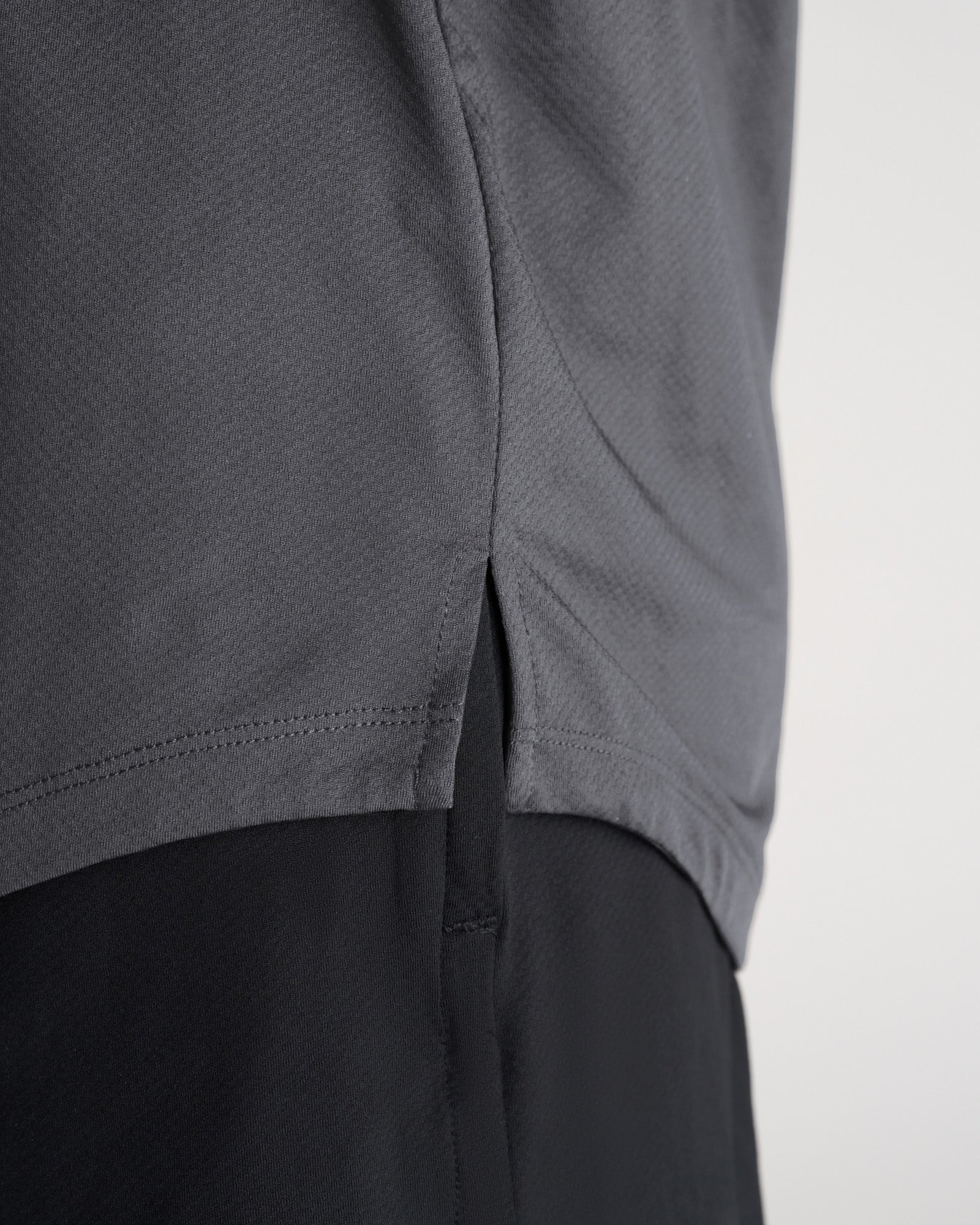 Pro-Tech Tee "Cross" - Space Grey - Image 5