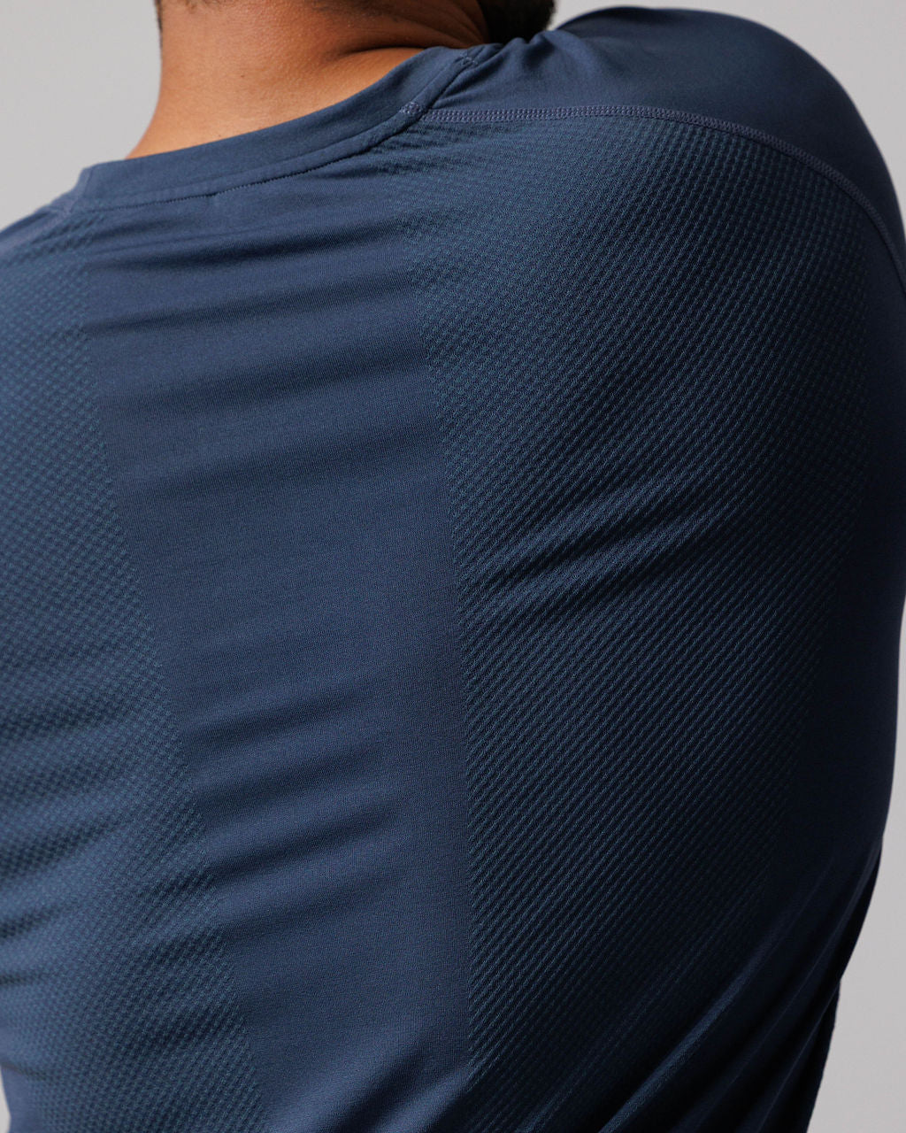 Seamless 2.0 Tee - Midnight Navy - Image 4