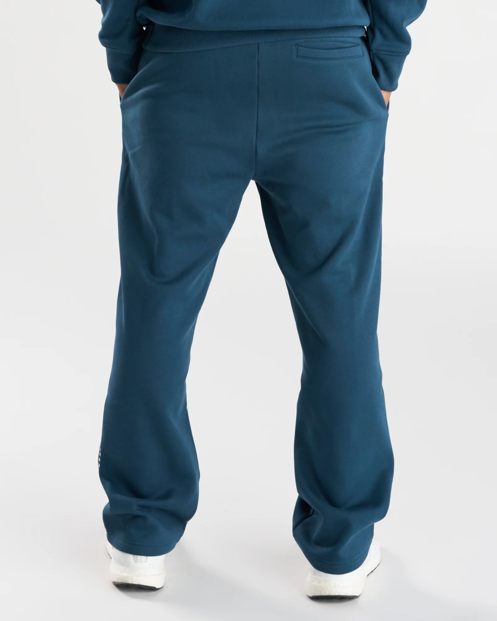 Signature Fleece Straight Leg Sweats - Midnight Navy - Image 2