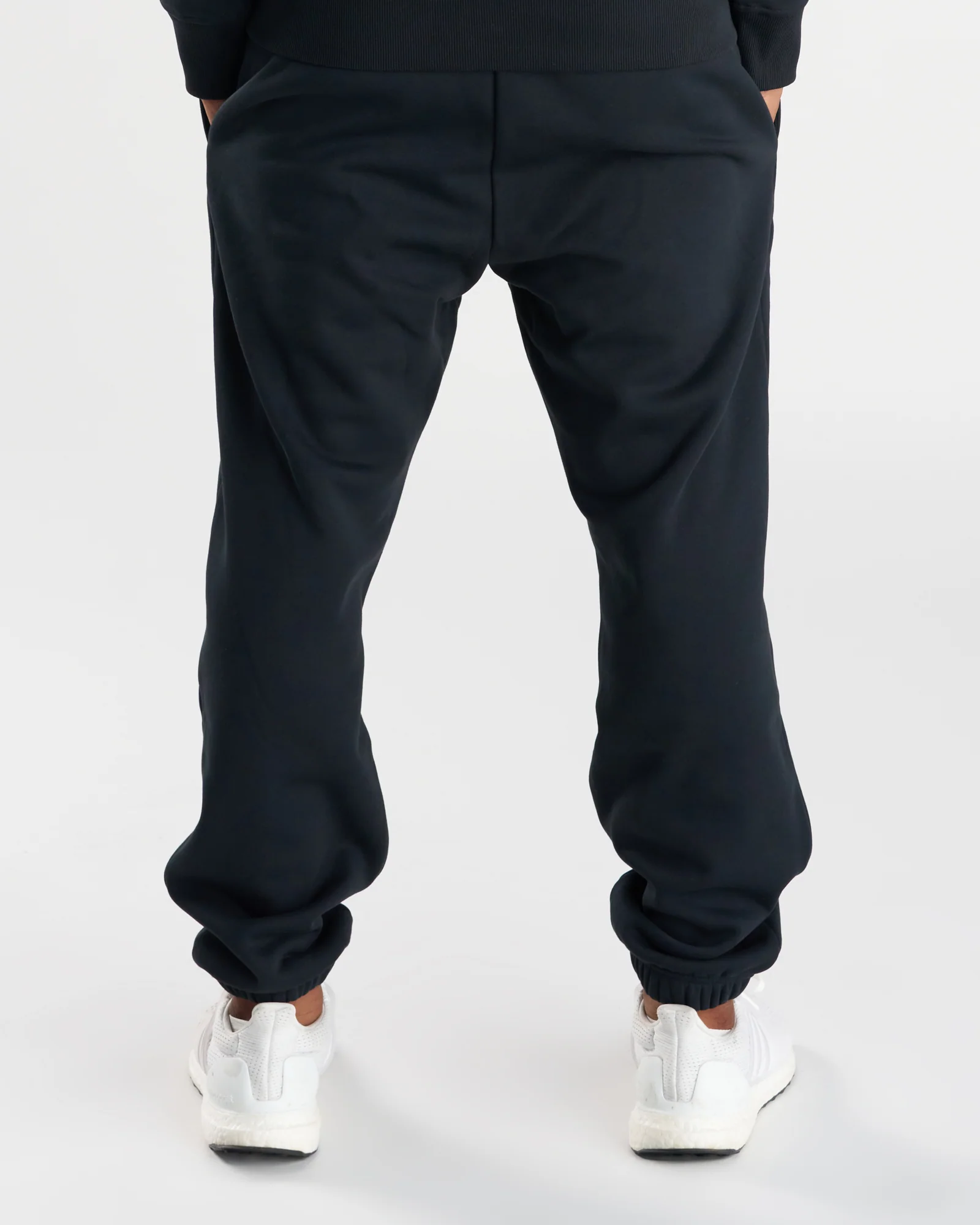 Signature Fleece Sweatpants "STK" - Black - Image 3