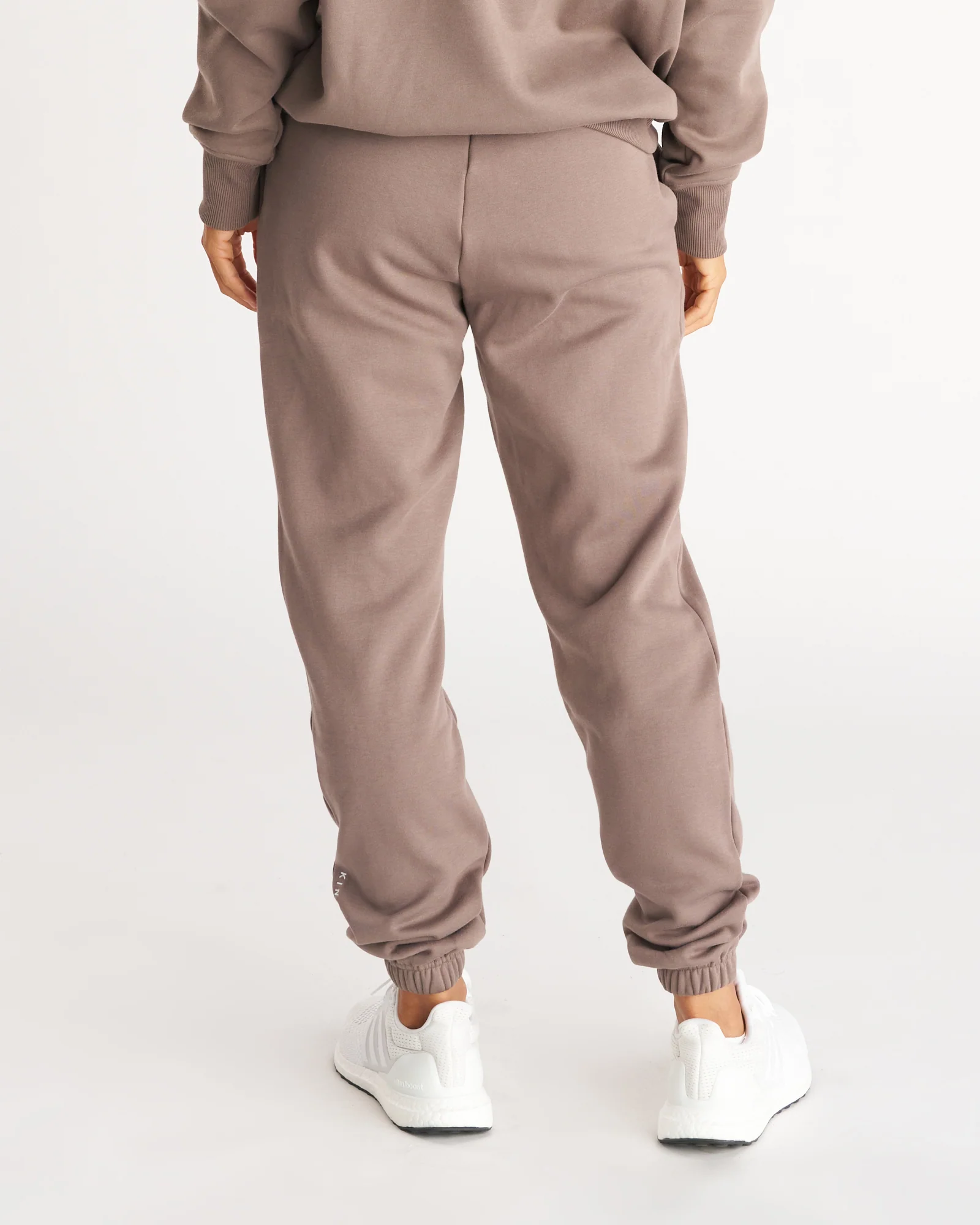 Signature Fleece Sweatpants - Deep Taupe - Image 6