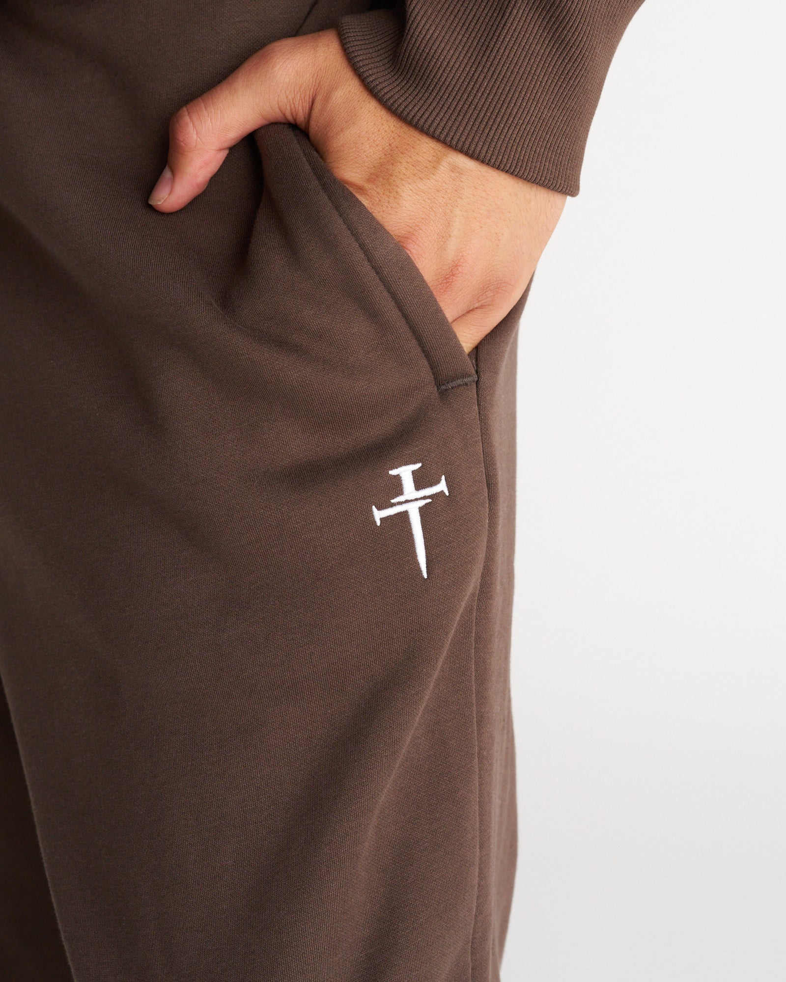 Signature Fleece Sweatpants - Woodland Brown - Image 2