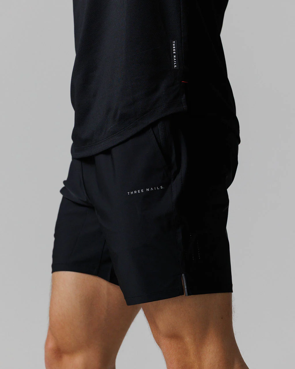 Vapor-Lite™ Hybrid Short - Black - Image 4