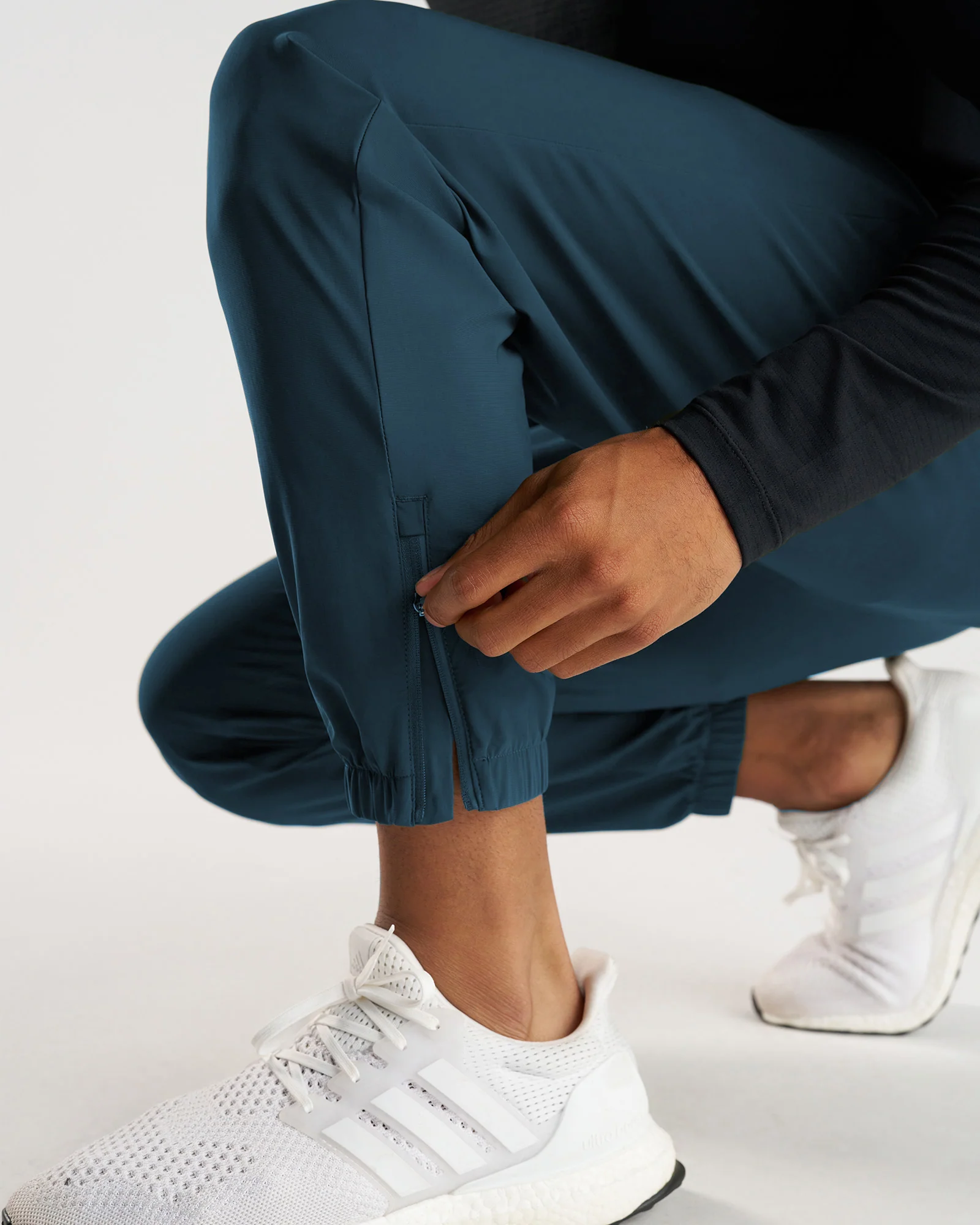 Vapor-Lite™ Jogger - Midnight Navy - Image 5