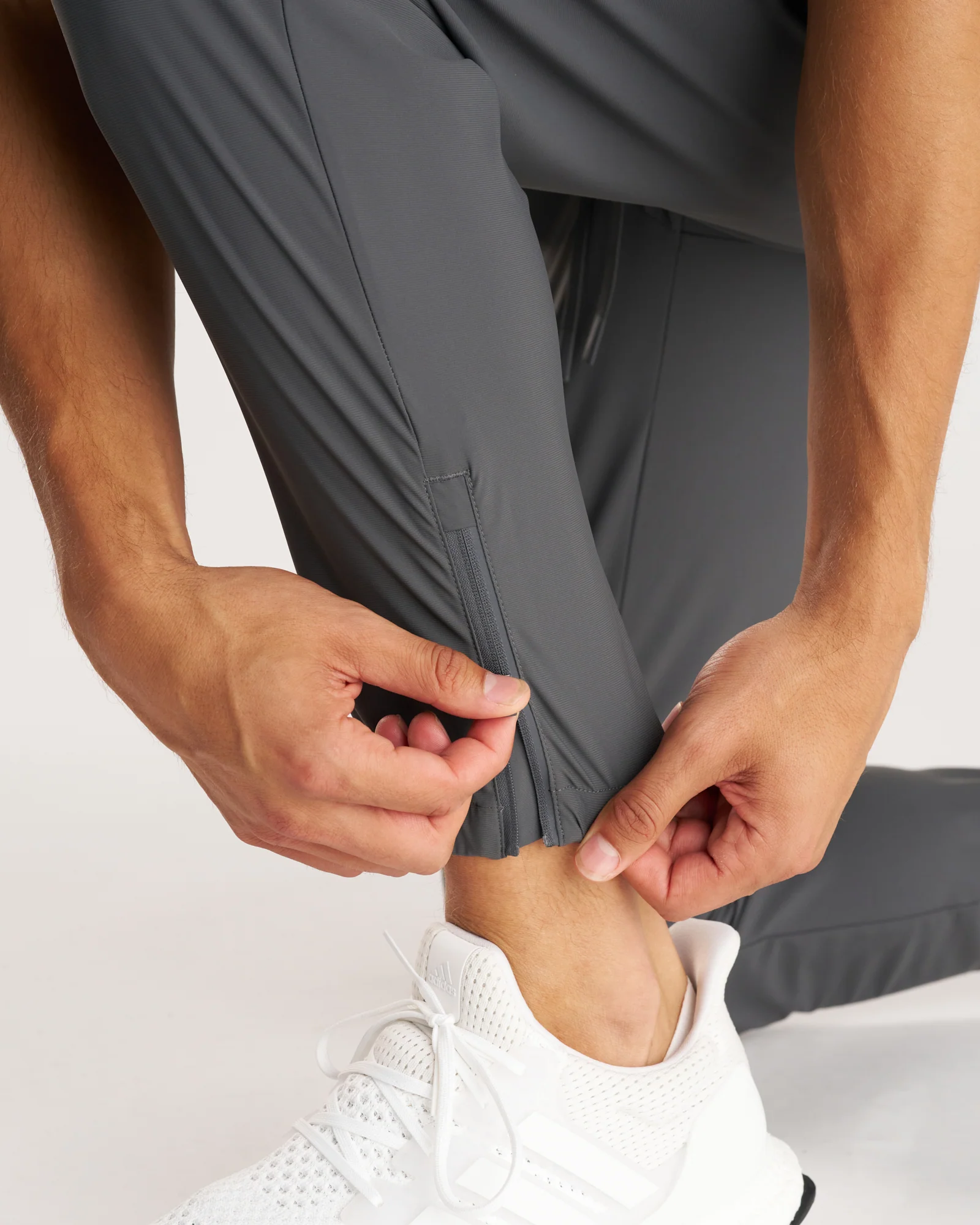 Vapor-Lite™ Jogger - Space Grey - Image 5