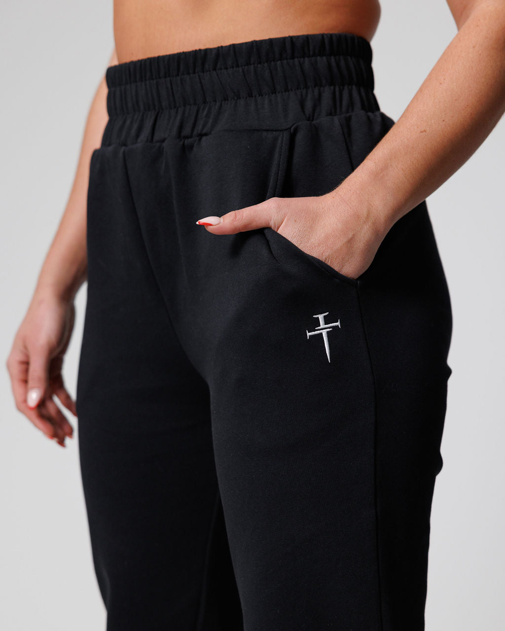 Women's Essential Jogger - Black - Image 4