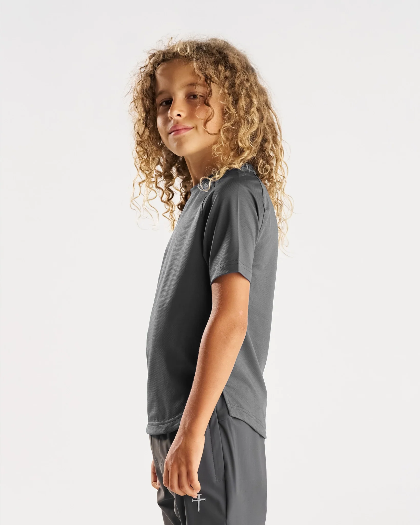 Youth Pro-Tech Tee "Cross" - Space Grey - Image 5