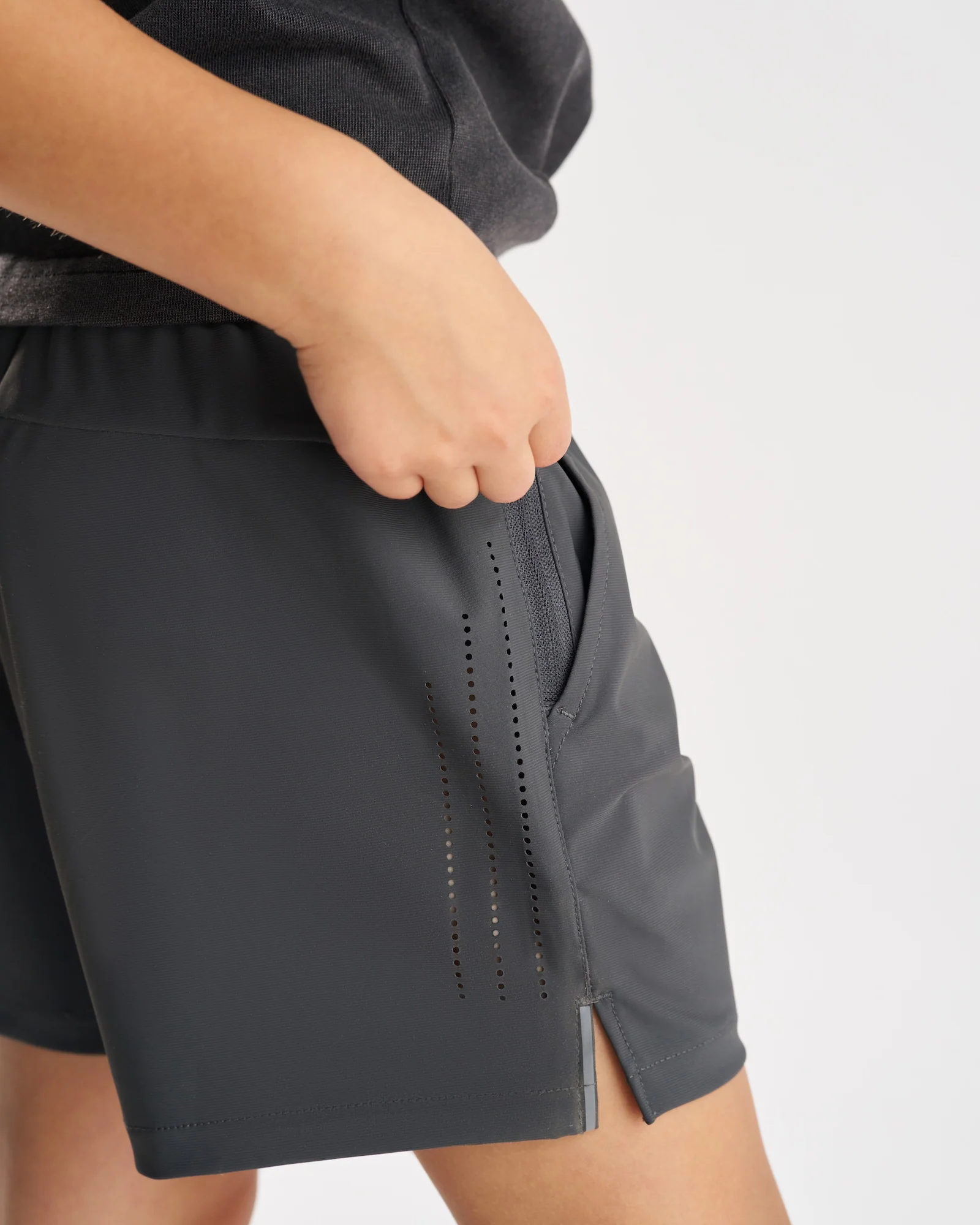 Youth Vapor-Lite™ Hybrid Short - Space Grey - Image 4